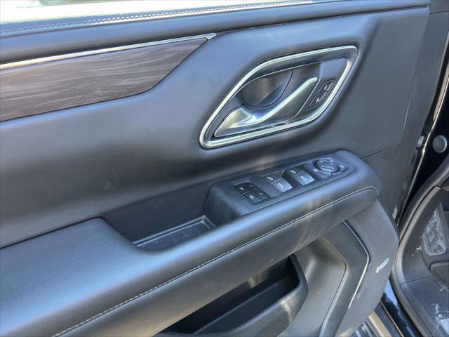 Used 2024 Chevrolet Suburban LT image 15