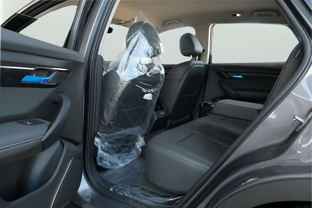 New 2025 VinFast VF 8 Eco AWD/4WD image 16