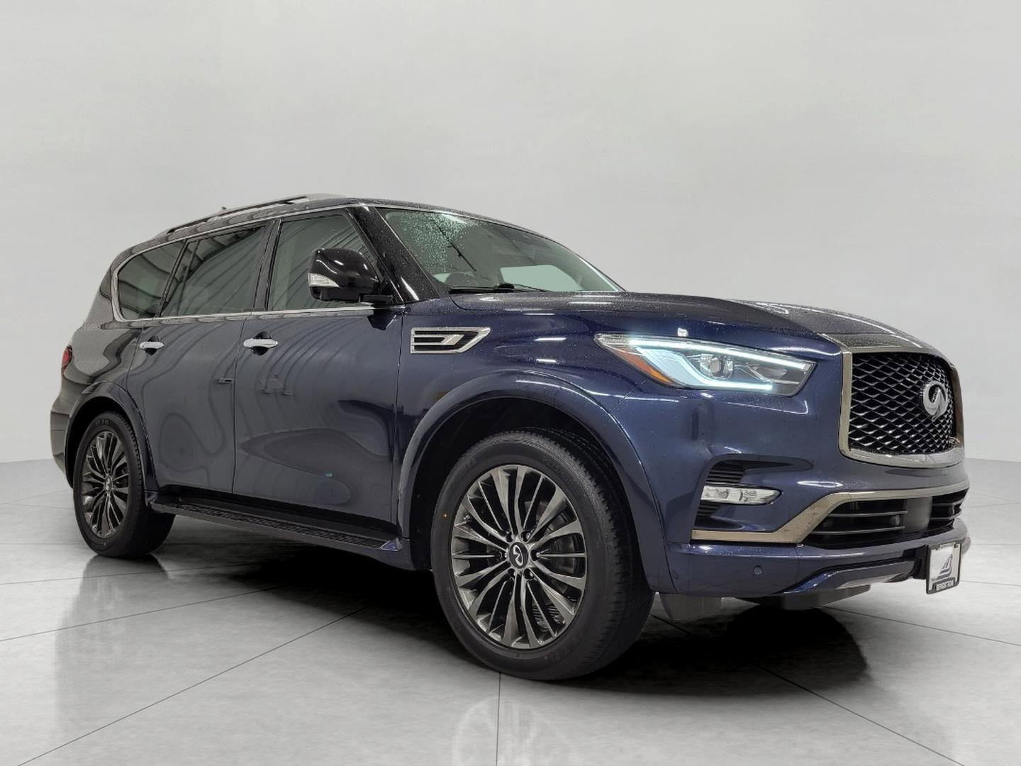 Used 2021 INFINITI QX80 Premium Select w/ Cargo Package AWD/4WD image 1