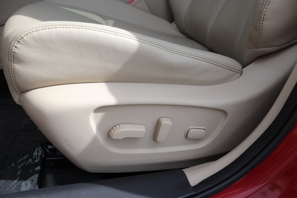 Used 2016 Nissan Rogue SL AWD/4WD image 22
