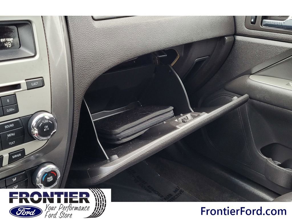 Used 2011 Ford Fusion SEL image 24
