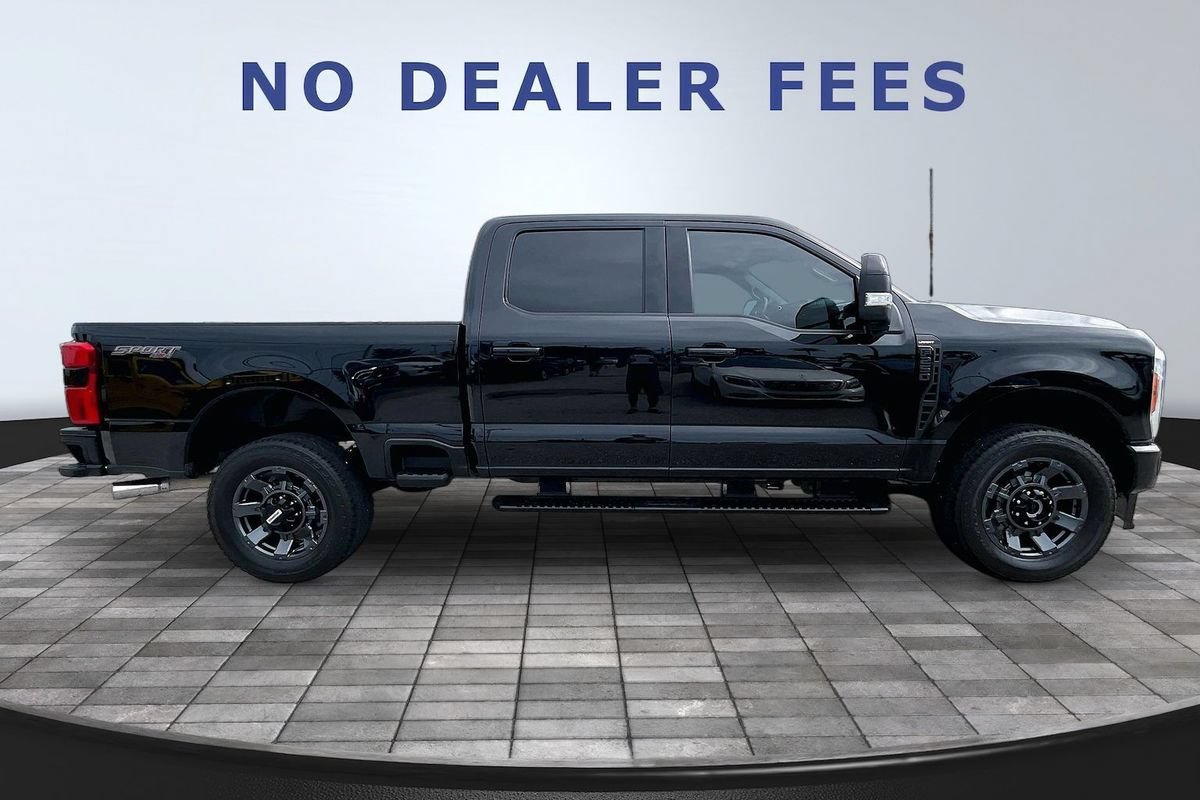 Used 2024 Ford F250 Lariat w/ Sport Appearance Package AWD/4WD image 32