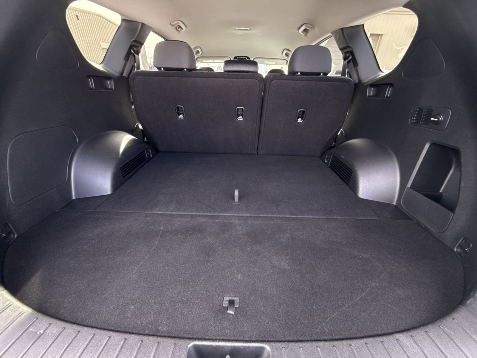 Certified 2023 Hyundai Santa Fe SEL image 24