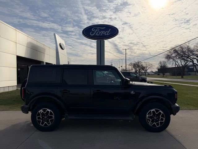 Used 2025 Ford Bronco Outer Banks image 8