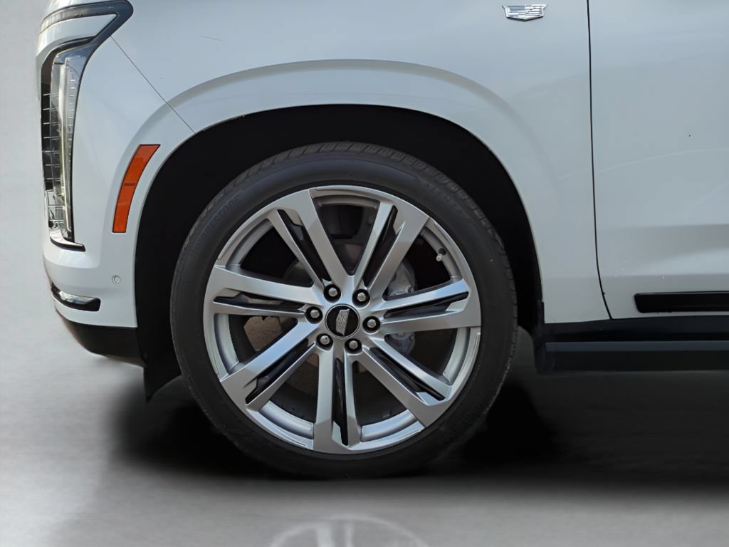 Used 2025 Cadillac Escalade Sport Platinum w/ LPO, Floor Liner Package AWD/4WD image 27
