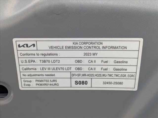 Used 2023 Kia Sorento LX image 23