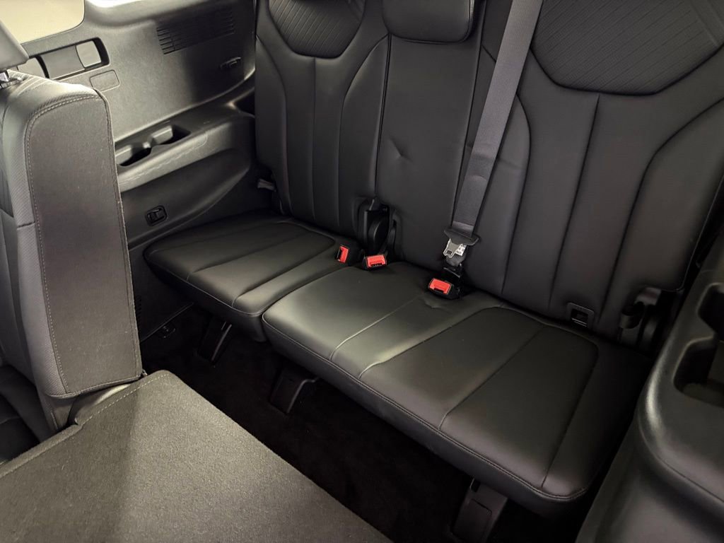 Used 2025 Hyundai Palisade SEL image 27