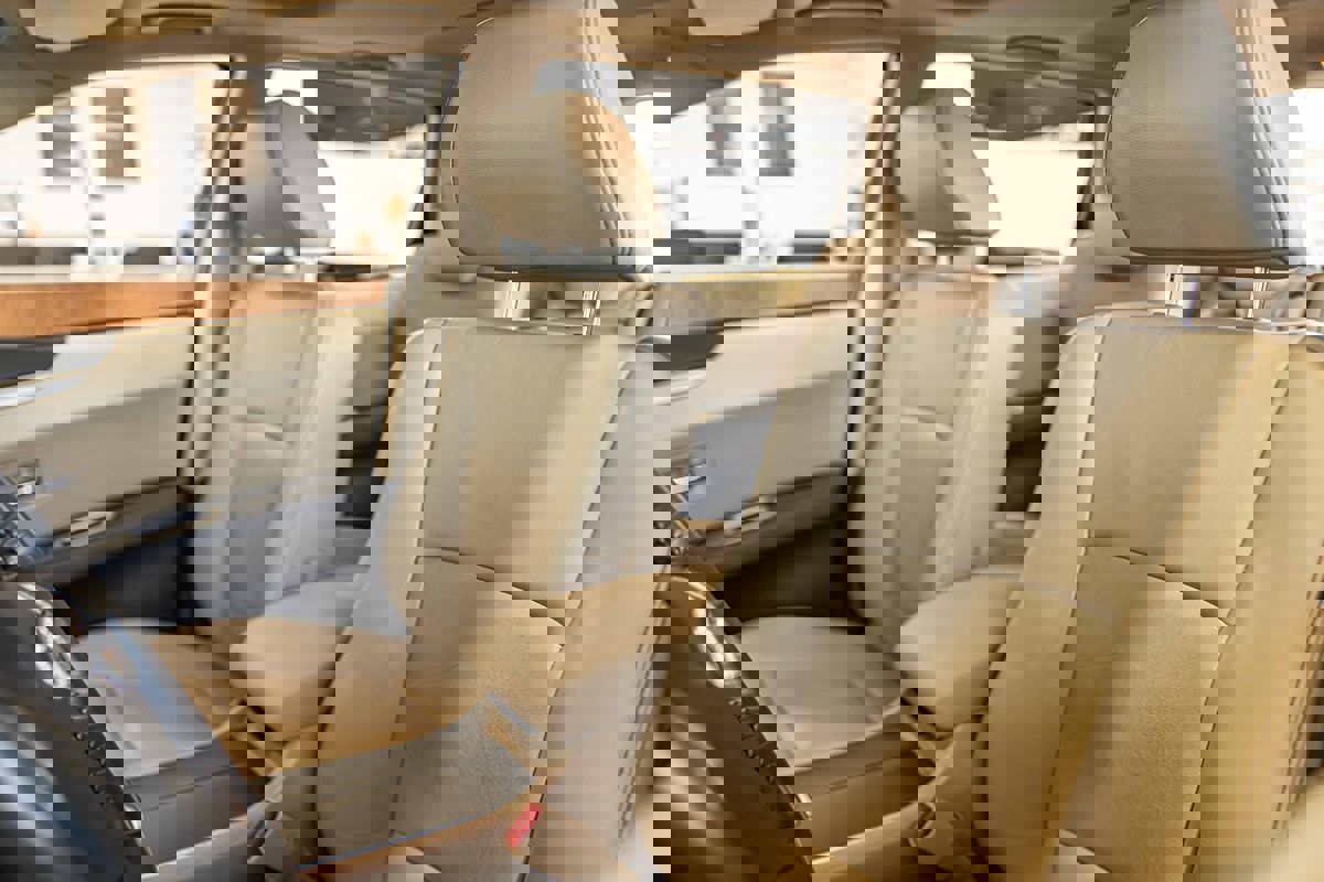 Used 2010 Subaru Tribeca Limited image 20