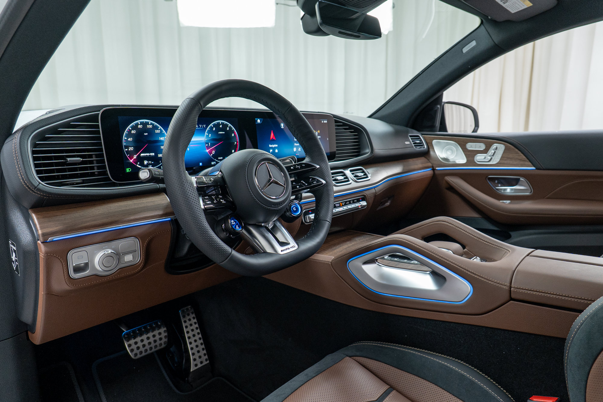 New 2026 Mercedes-Benz GLE 53 AMG 4MATIC Coupe image 12
