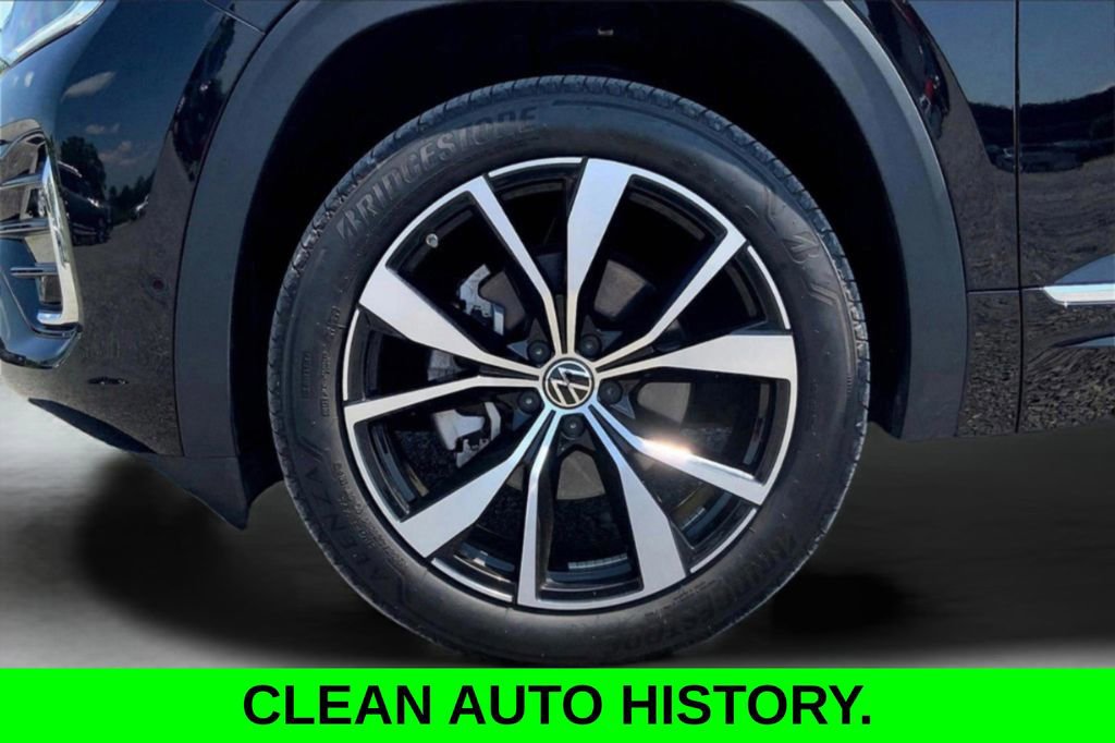 Used 2024 Volkswagen Atlas Cross Sport SEL Premium R-Line image 15
