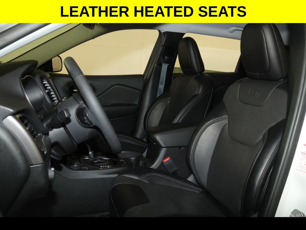 Used 2022 Jeep Cherokee Latitude Lux AWD/4WD image 3