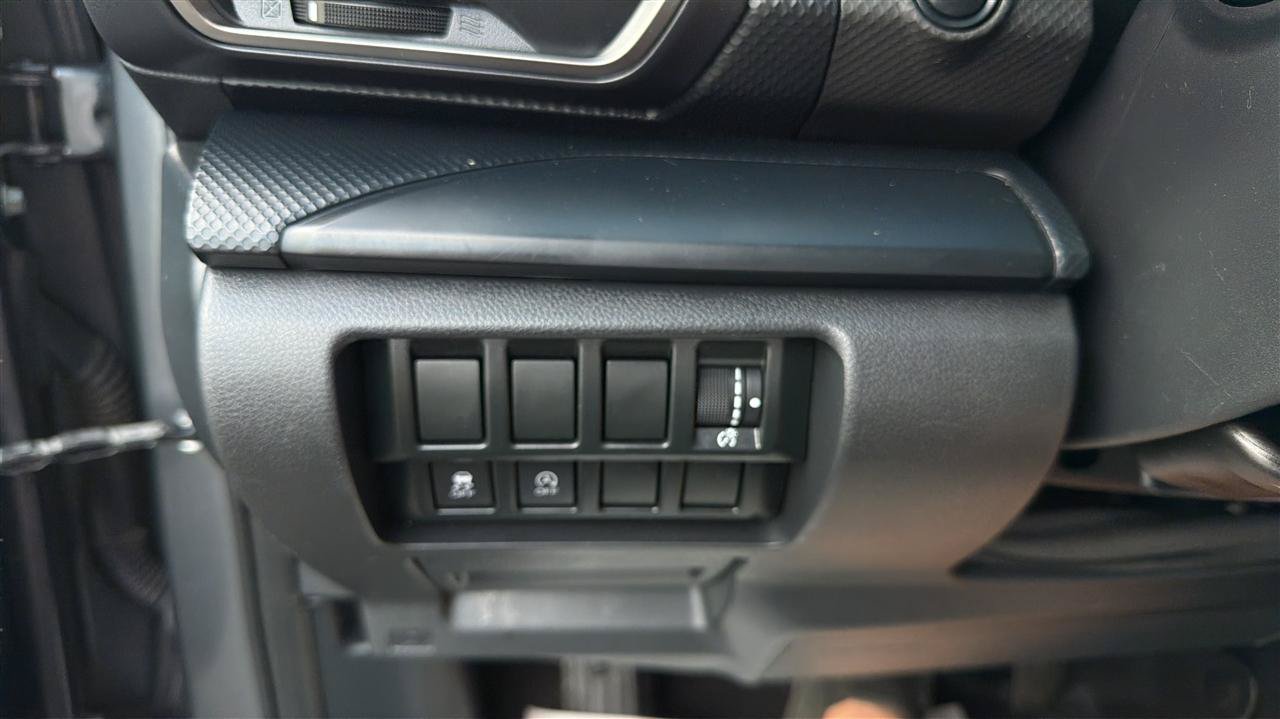 Used 2020 Subaru Forester AWD/4WD image 26