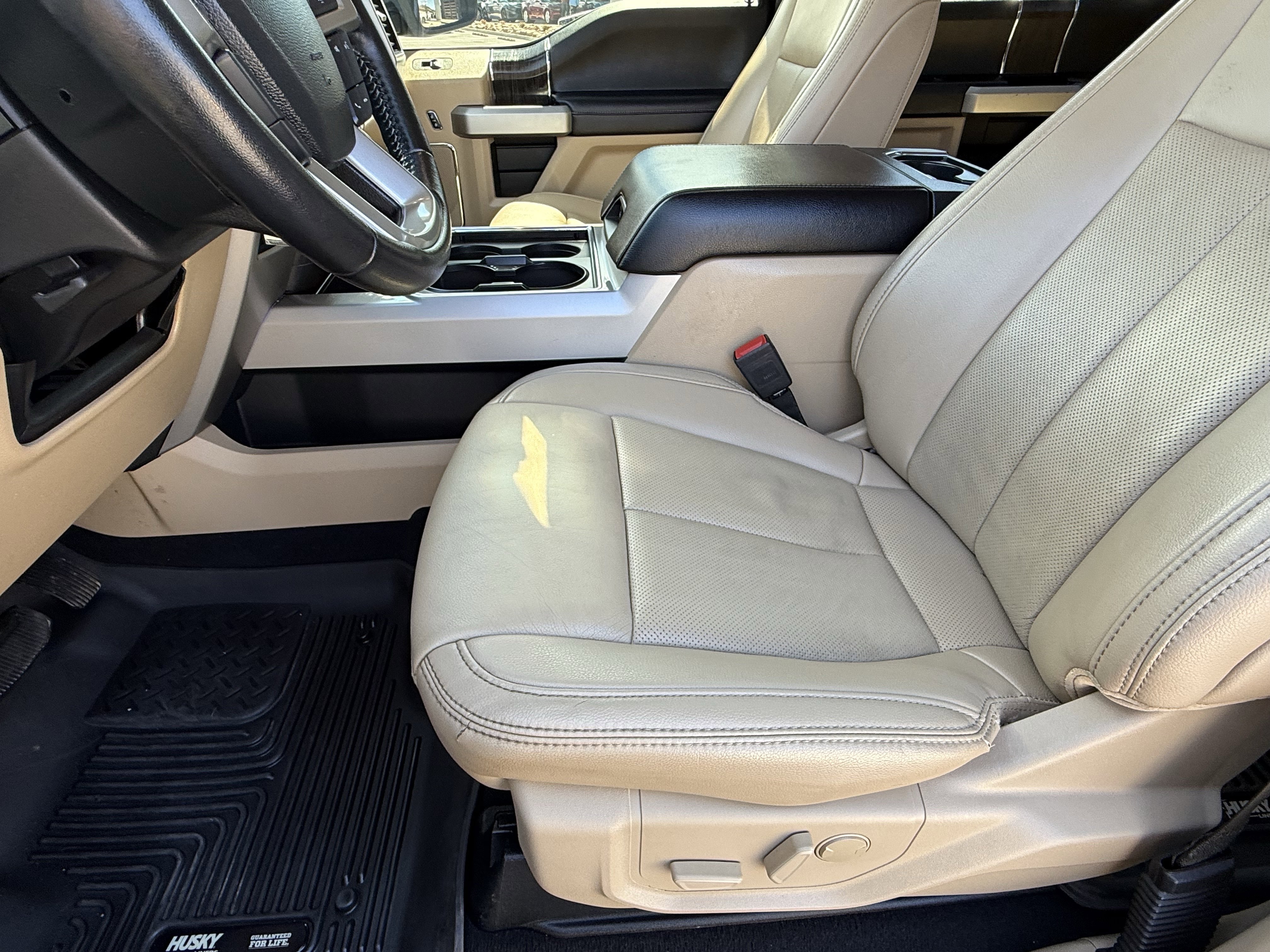 Used 2021 Ford F250 Lariat w/ Lariat Value Package image 20