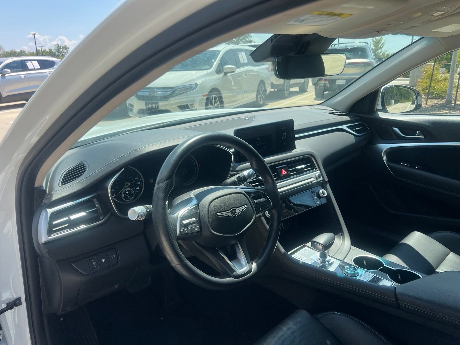 Used 2025 Genesis G70 2.5T RWD image 21