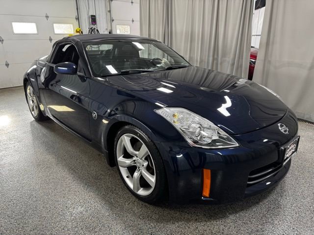 Used 2007 Nissan 350Z Touring image 29