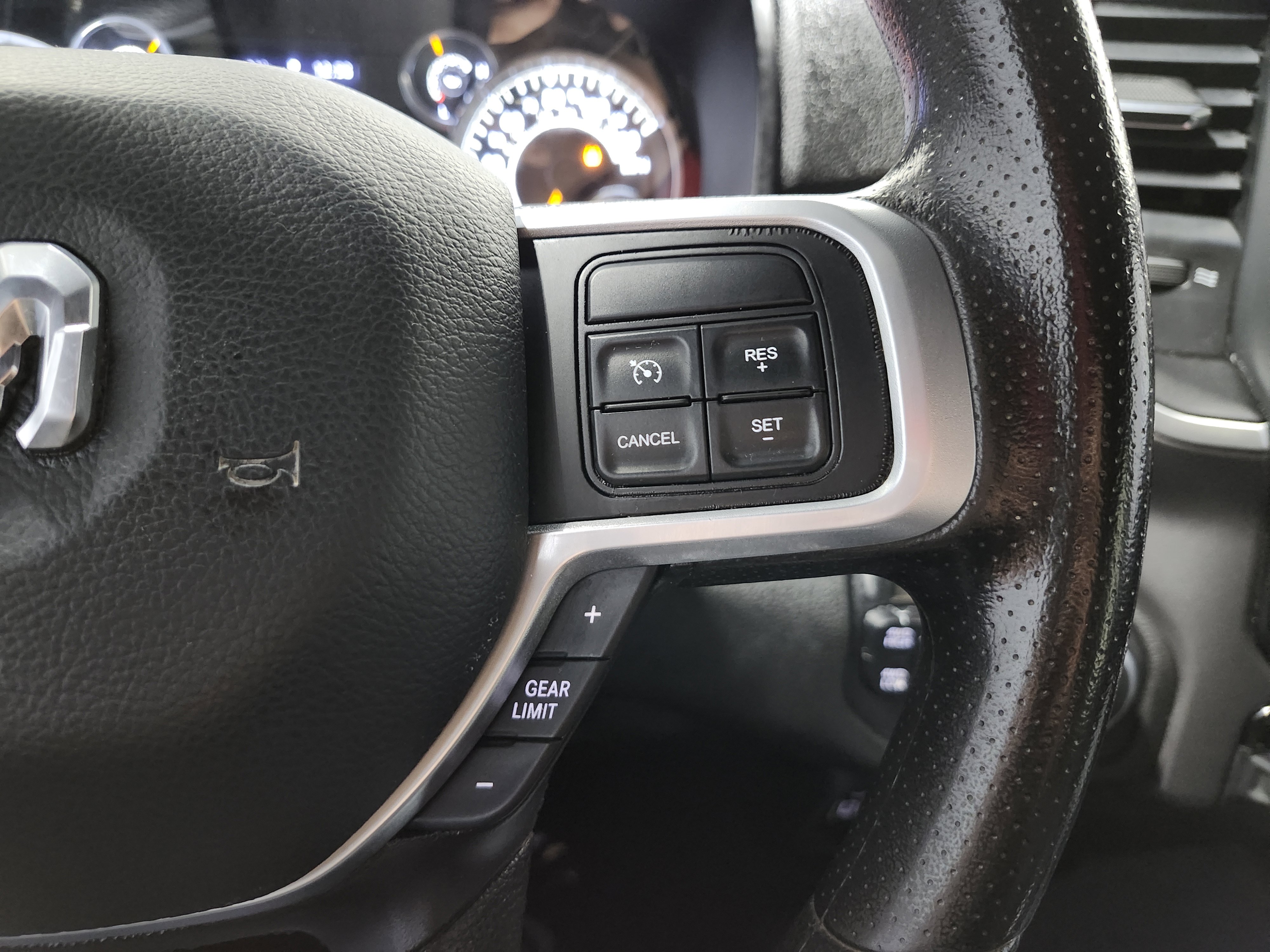 Used 2021 RAM 2500 Big Horn image 29