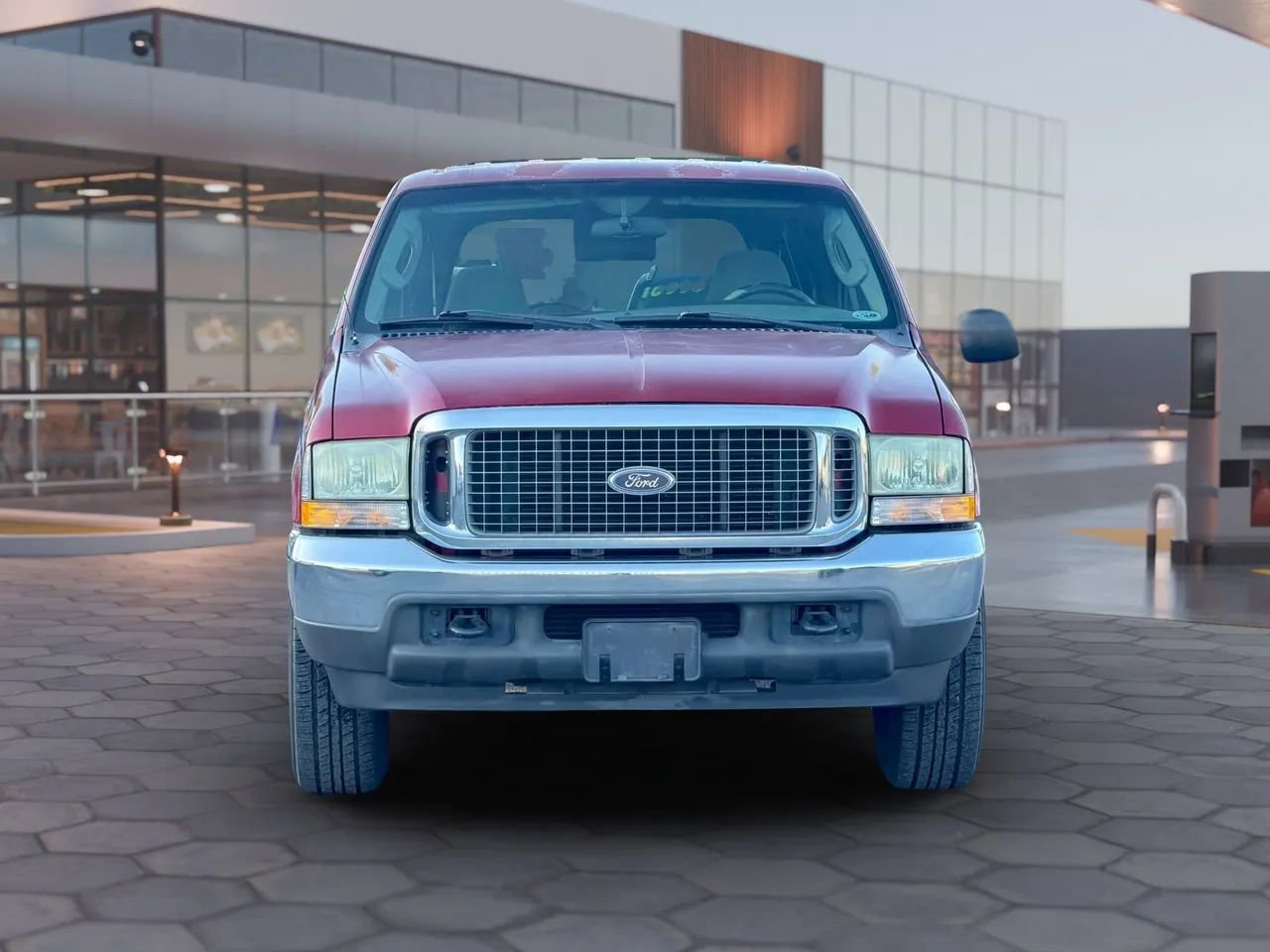 Used 2003 Ford Excursion XLT RWD image 3