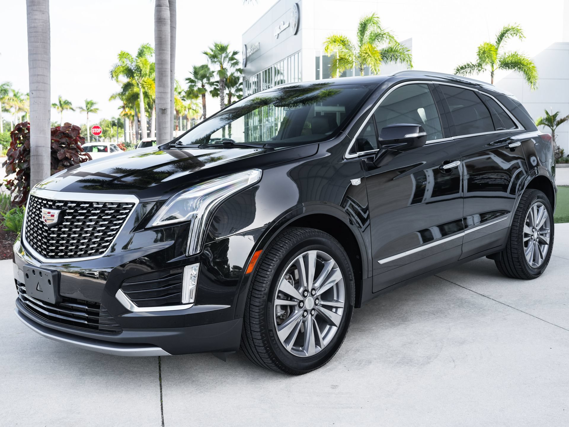 Used 2024 Cadillac XT5 Premium Luxury AWD/4WD image 5