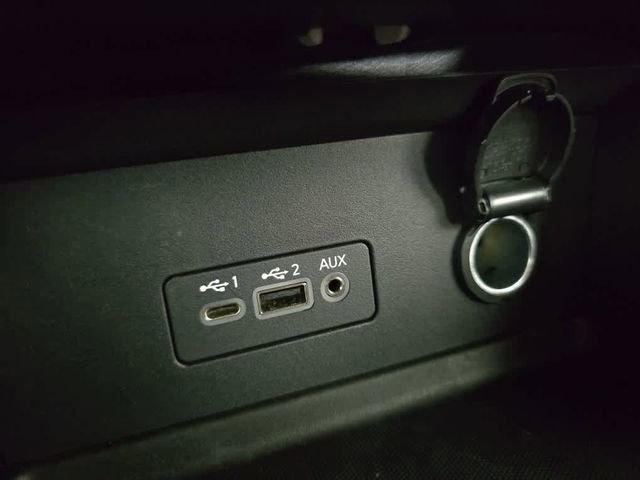 Used 2023 Nissan Sentra SR w/ Trunk Package image 36