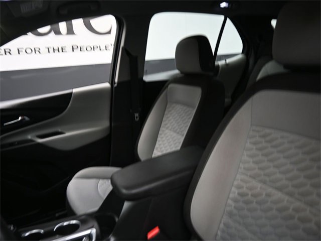 Used 2020 Chevrolet Equinox LS image 16