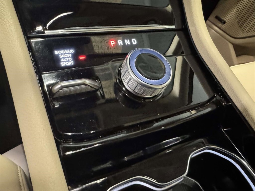 Used 2022 Jeep Grand Cherokee L Limited image 25