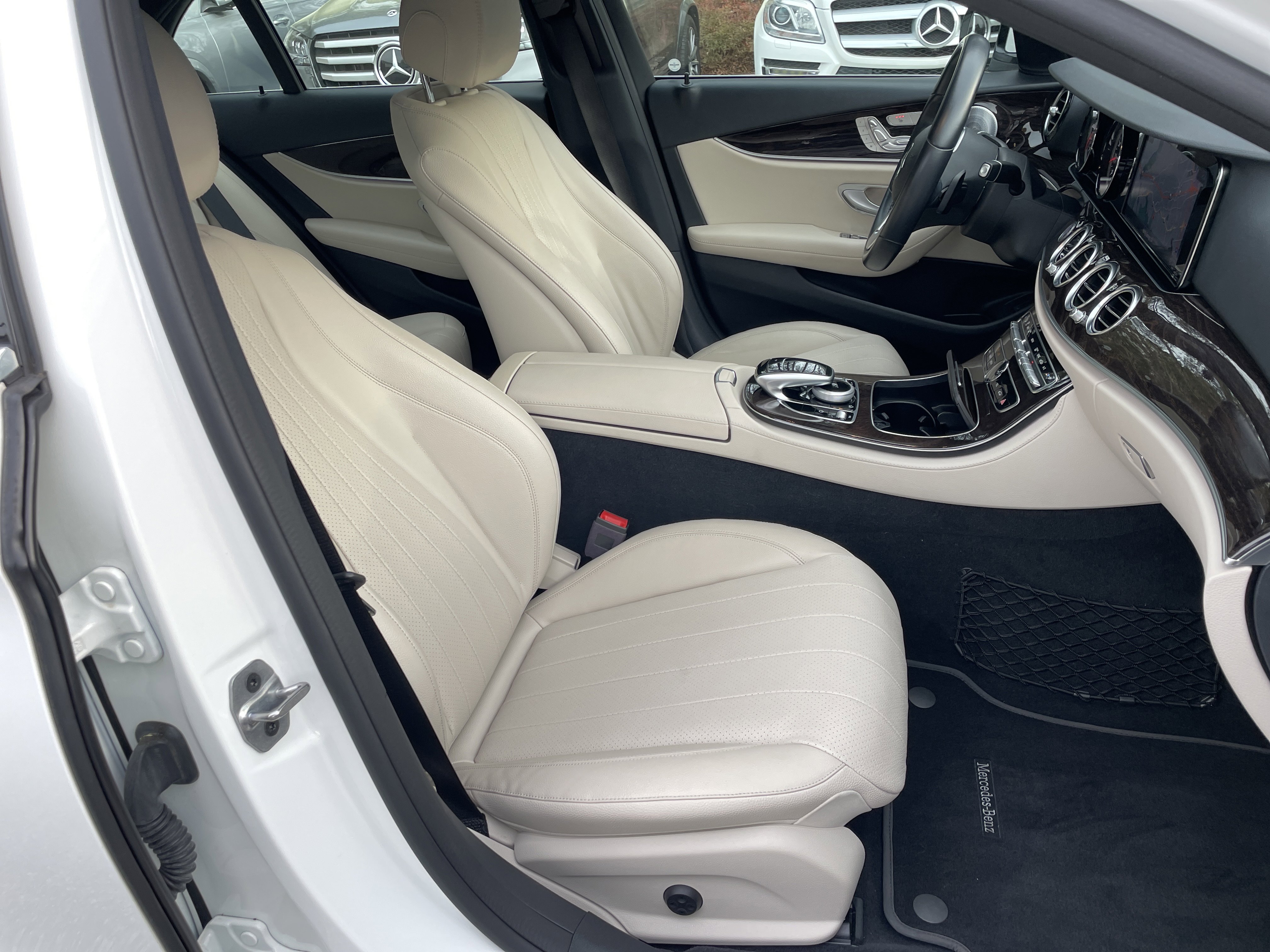 Used 2019 Mercedes-Benz E 450 4MATIC Sedan image 47