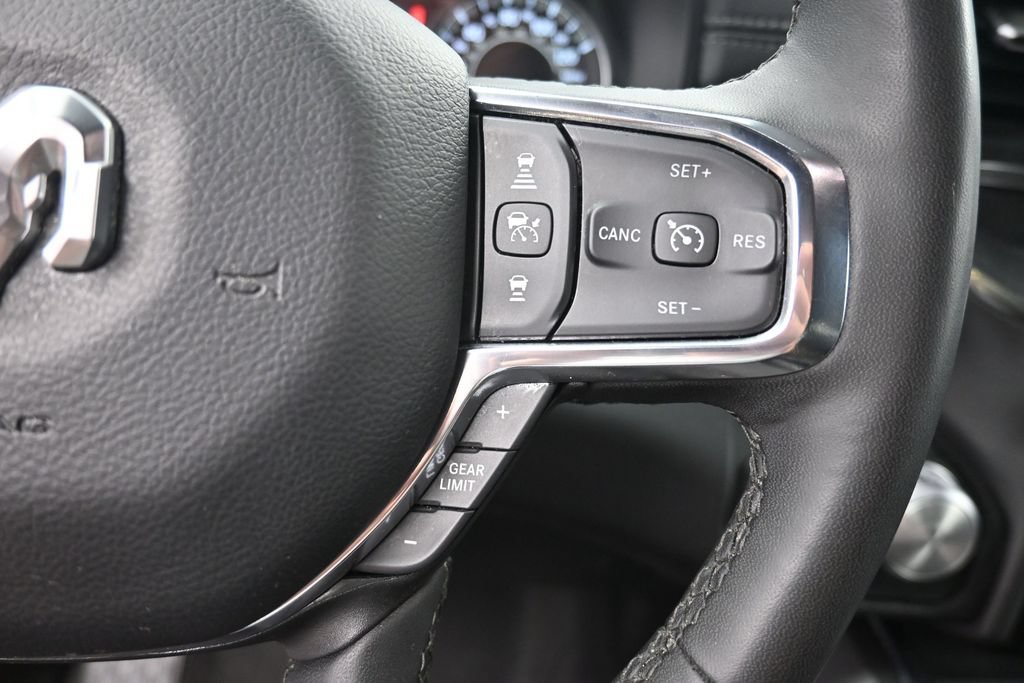 Used 2025 RAM 1500 Laramie AWD/4WD image 22