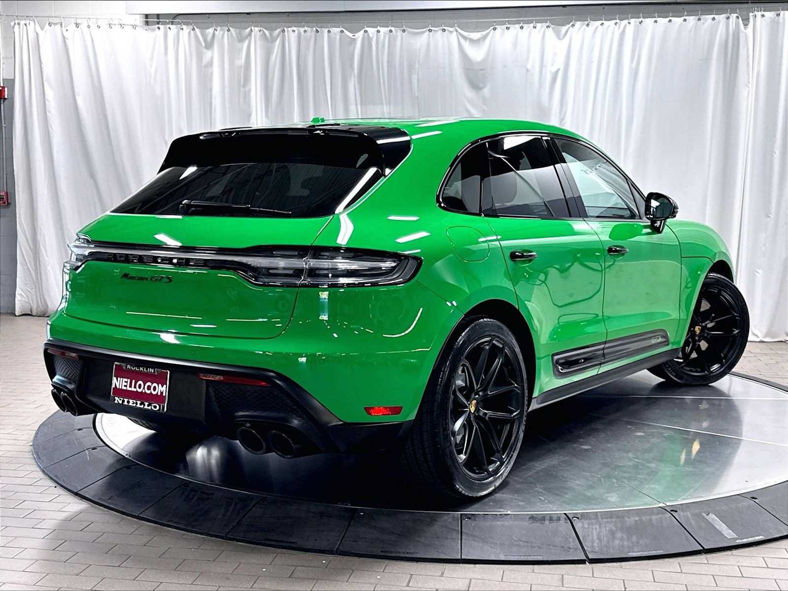 Used 2023 Porsche Macan GTS AWD/4WD image 9