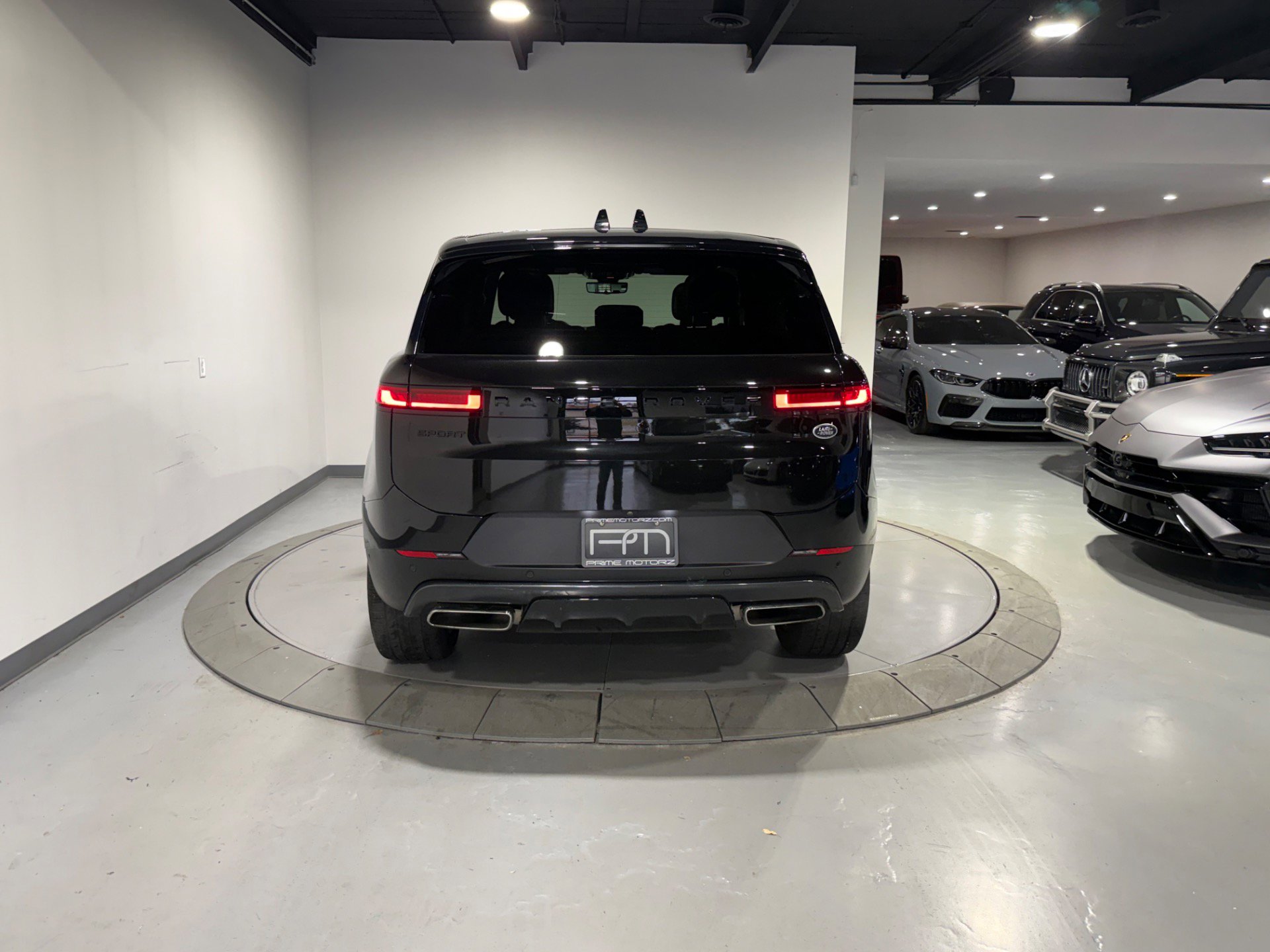 Used 2023 Land Rover Range Rover Sport SE image 8