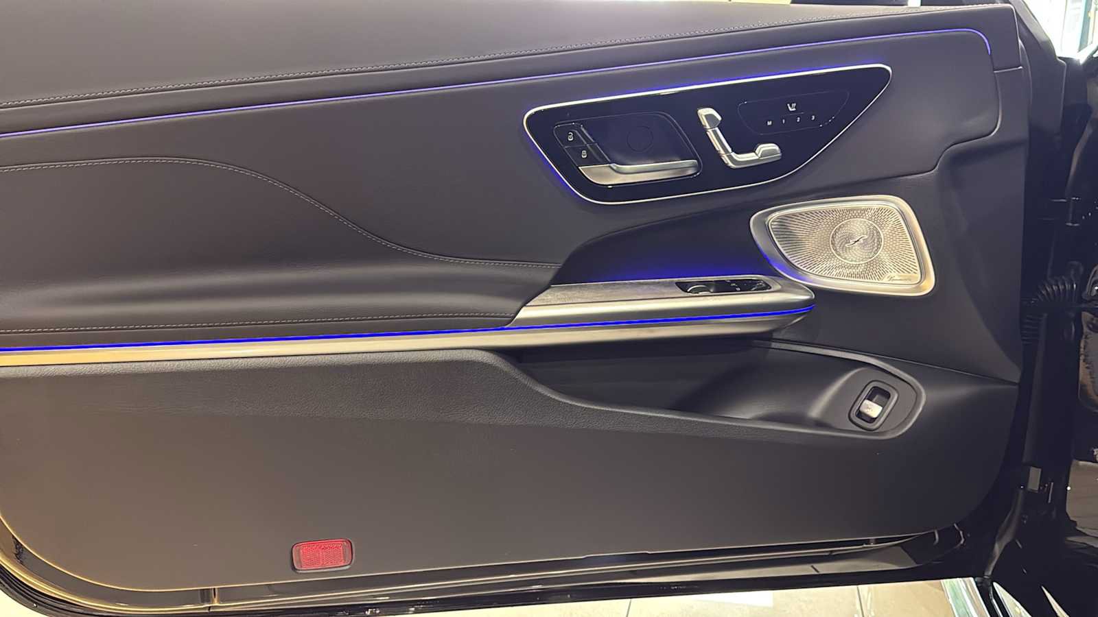 New 2026 Mercedes-Benz CLE 450 4MATIC Coupe image 13