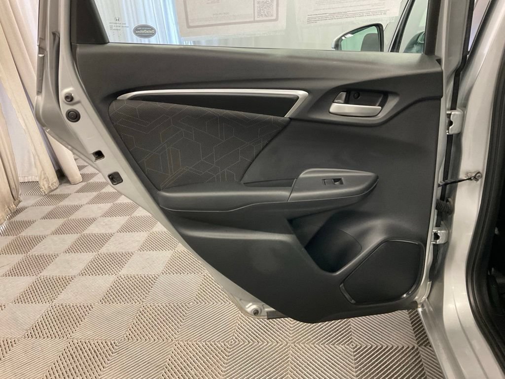 Used 2015 Honda Fit EX image 34