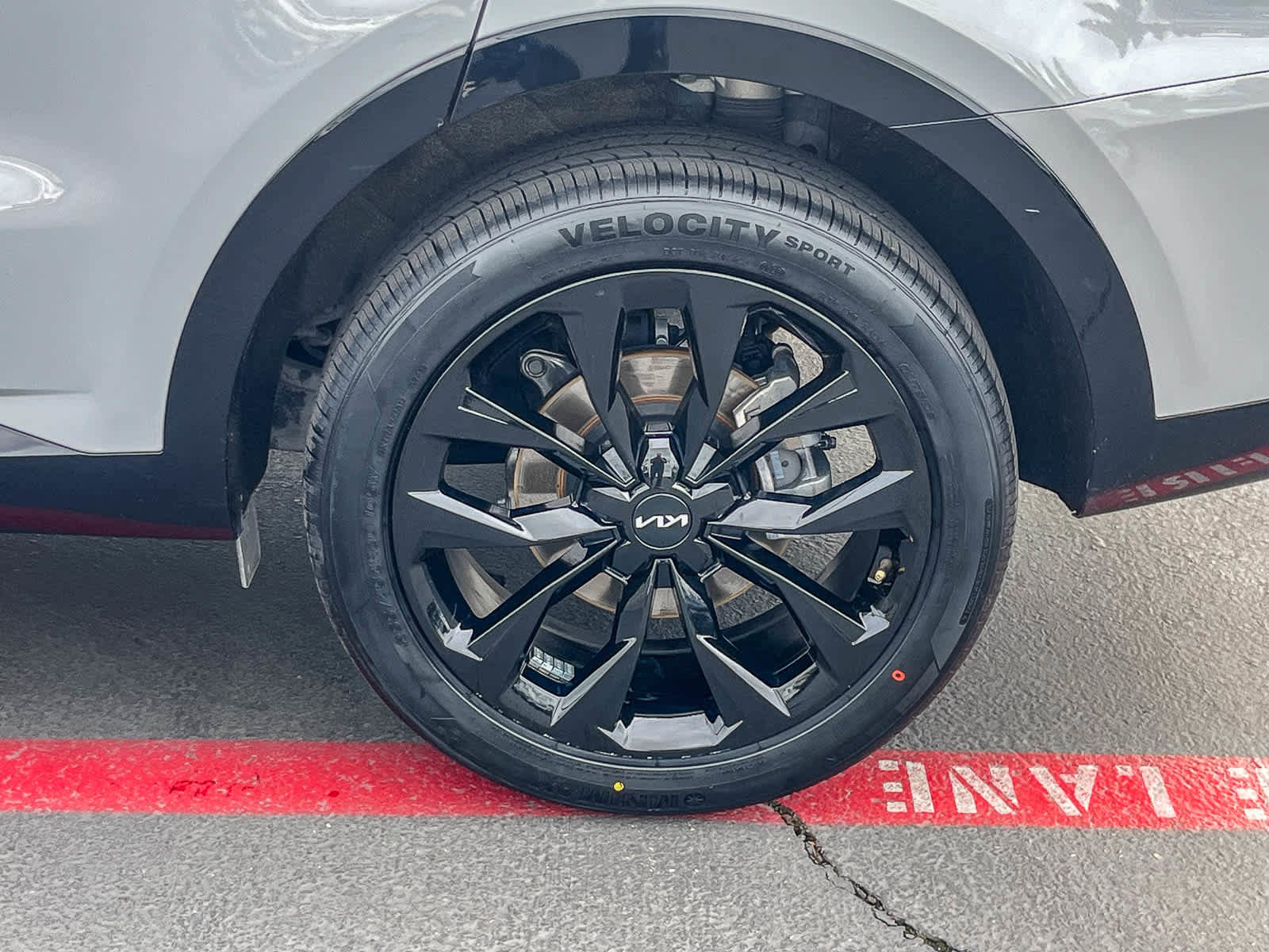 Used 2023 Kia Sorento SX image 10