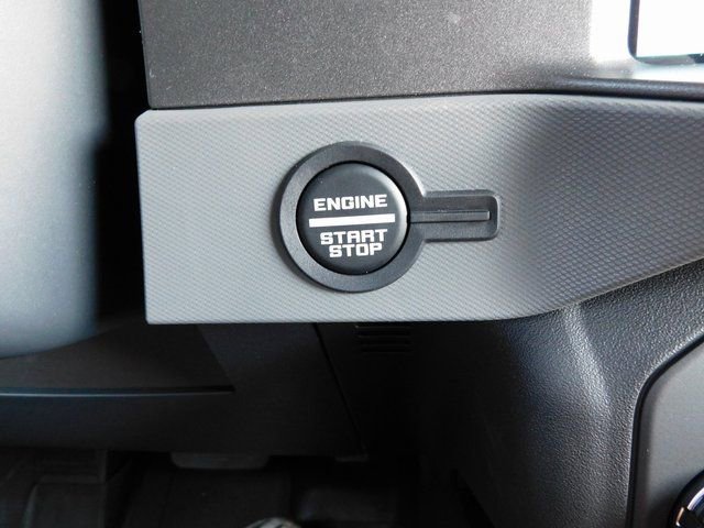 New 2024 Ford Bronco Black Diamond image 31