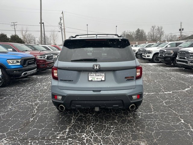 Used 2024 Honda Passport TrailSport image 6