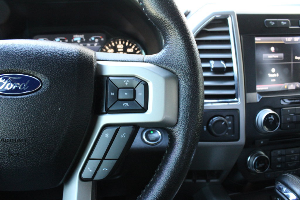 Used 2015 Ford F150 Lariat w/ Equipment Group 502A Luxury AWD/4WD image 13