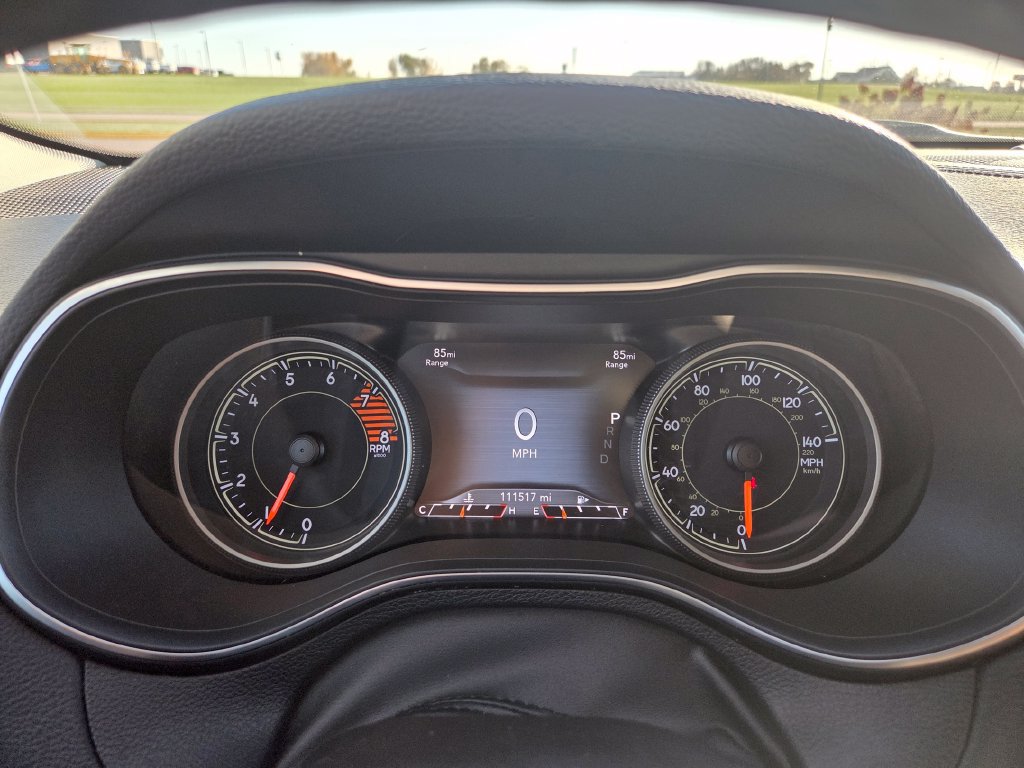 Used 2019 Jeep Cherokee Limited AWD/4WD image 16