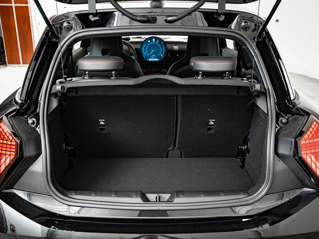 New 2026 MINI Cooper S image 19