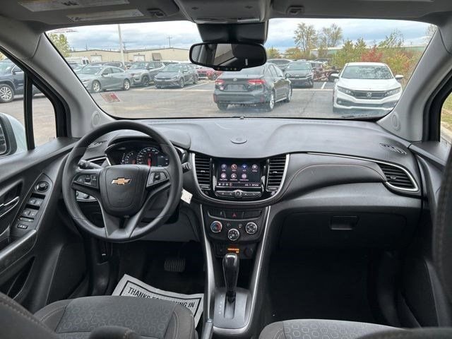 Used 2021 Chevrolet Trax LS w/ Tint and Cruise Package image 39