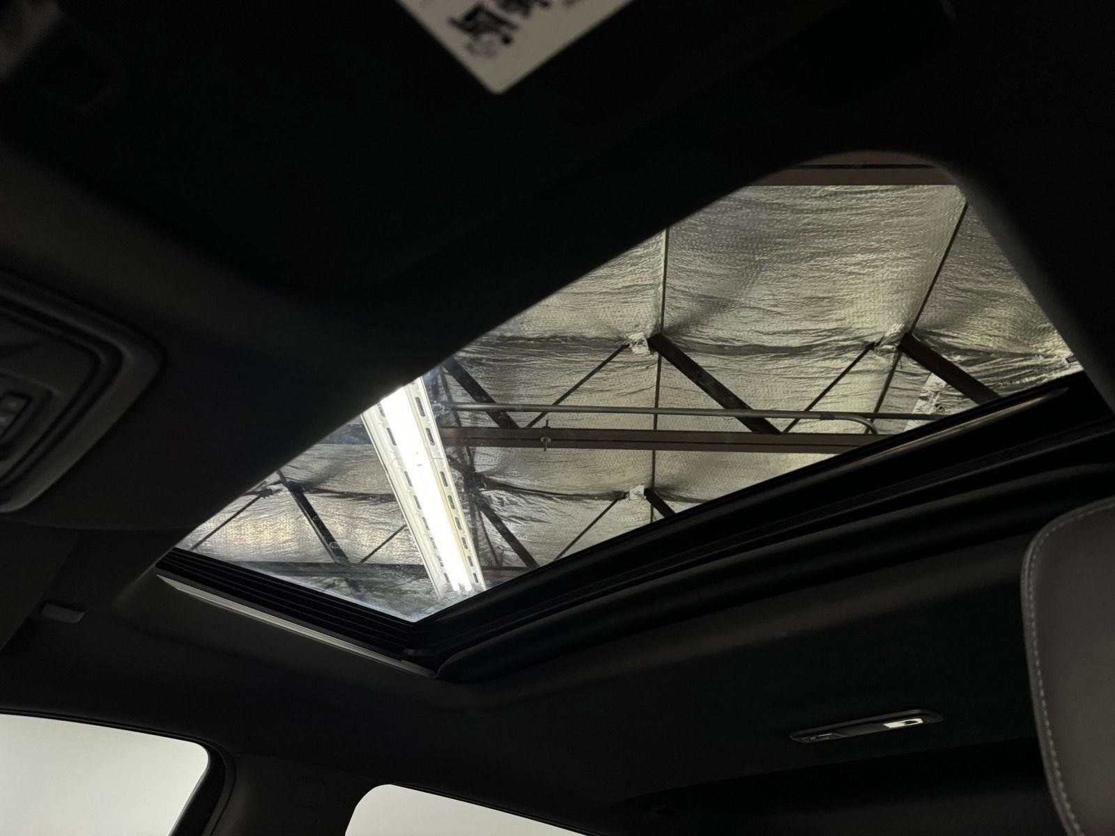 Used 2019 Chevrolet Silverado 1500 High Country w/ Technology Package image 13