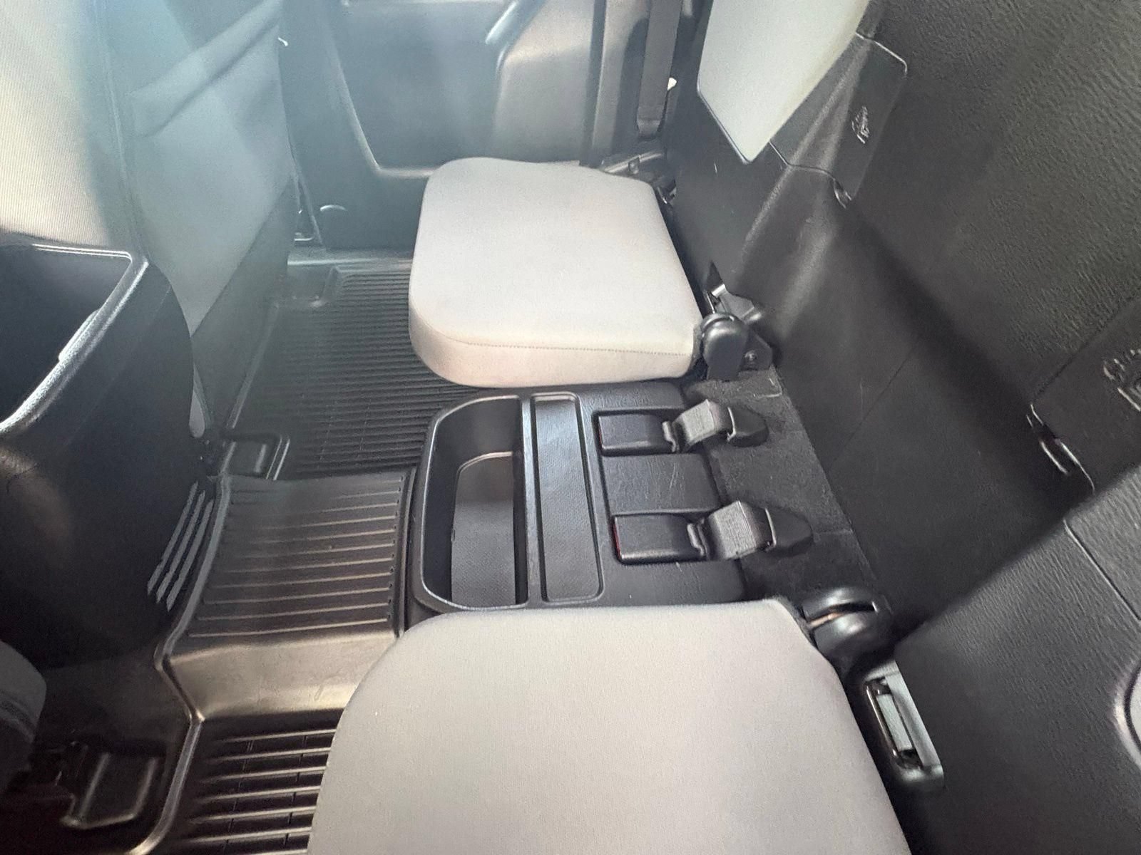 Used 2023 Toyota Tacoma SR5 AWD/4WD image 26