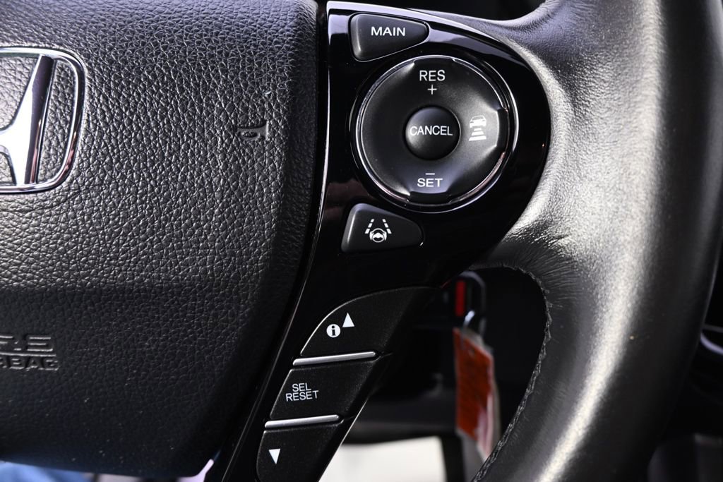 Used 2016 Honda Accord Sport image 30