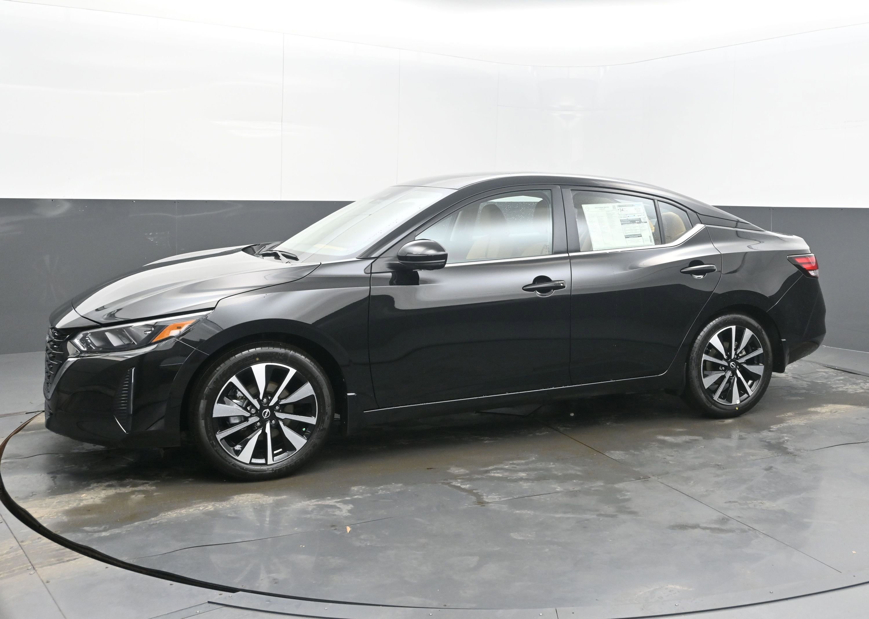 New 2025 Nissan Sentra SV w/ SV Premium Package image 4