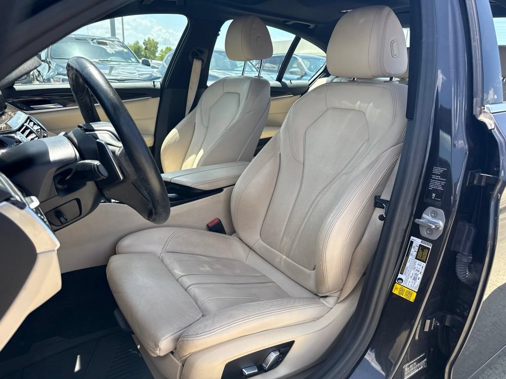 Used 2019 BMW 540i w/ Convenience Package RWD image 13