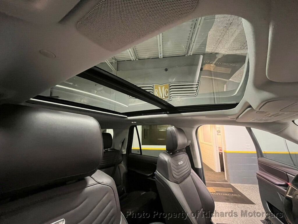 Used 2025 Ford Expedition Platinum w/ Platinum Ultimate Package image 27