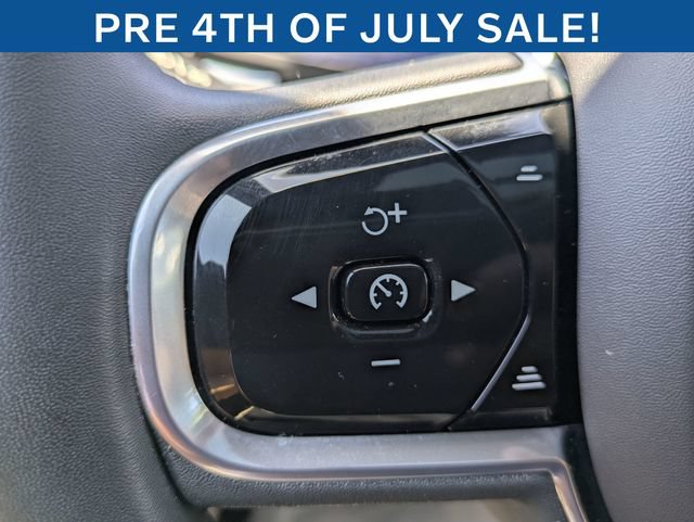 Certified 2023 Volvo XC60 B6 Ultimate w/ Protection Package Premier AWD/4WD image 17