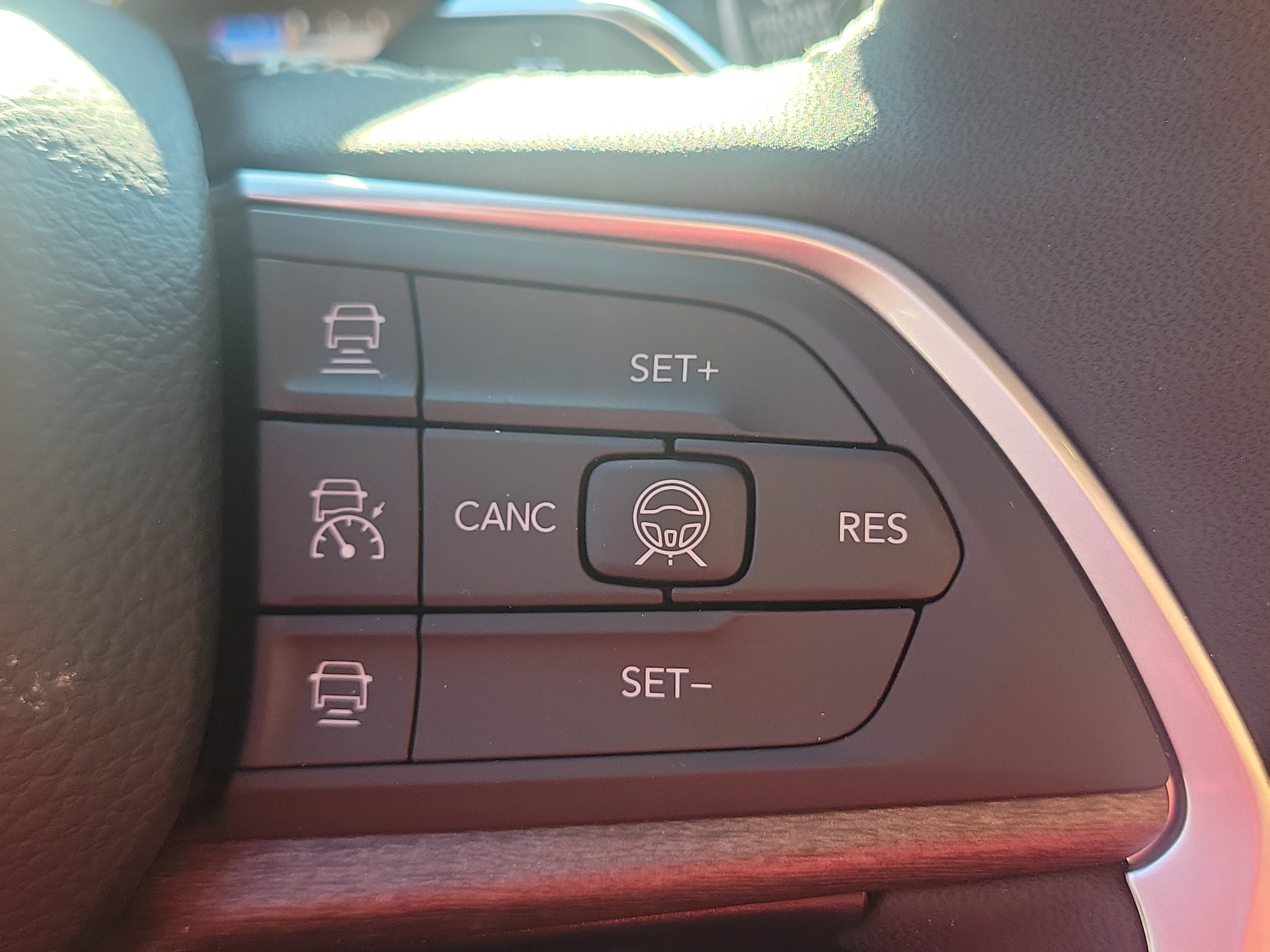 New 2026 Jeep Grand Cherokee Limited w/ Limited Altitude Package AWD/4WD image 14