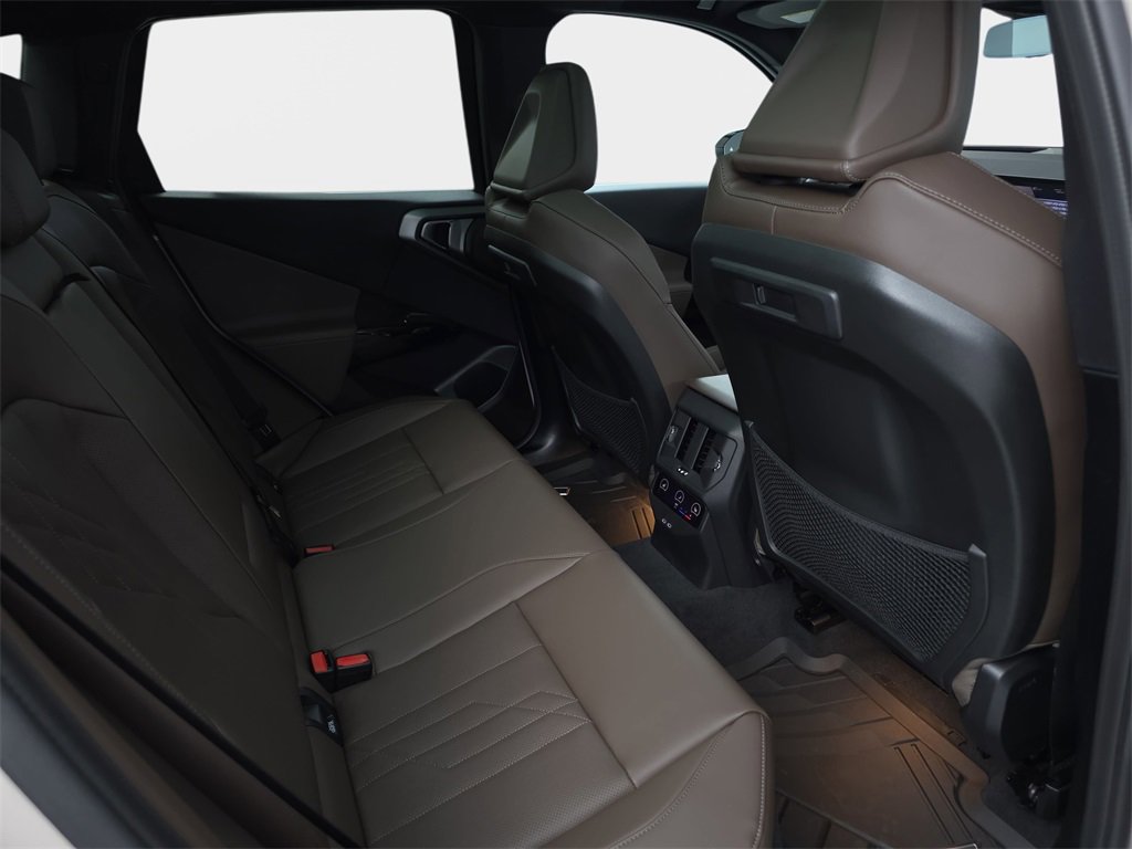 New 2026 BMW X3 xDrive30 w/ Premium Package image 11