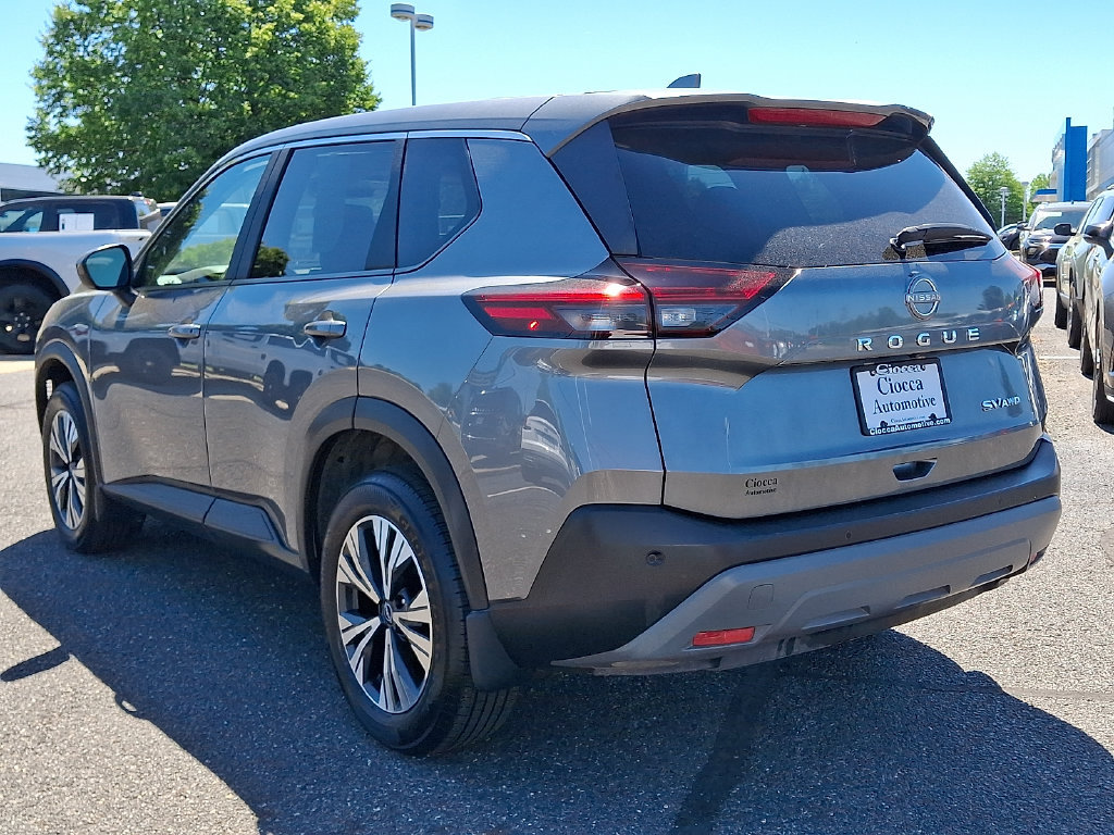 Used 2023 Nissan Rogue SV AWD/4WD image 7