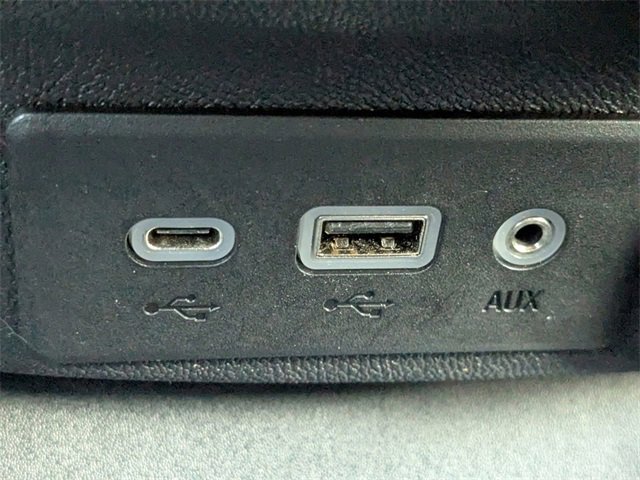 Used 2025 Chevrolet Malibu LT image 21