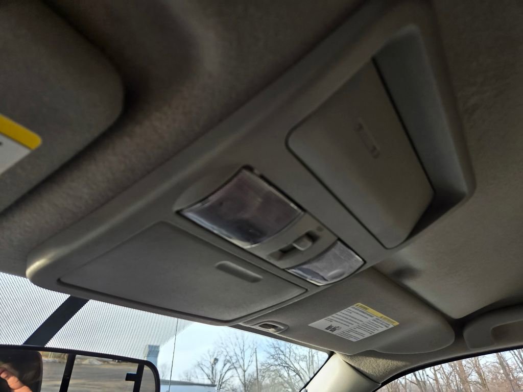 Used 2019 Nissan Frontier SV image 16